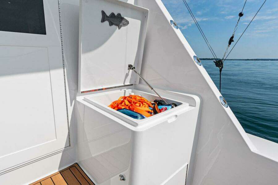 Amp d Up 60ft Hatteras Yacht For Sale