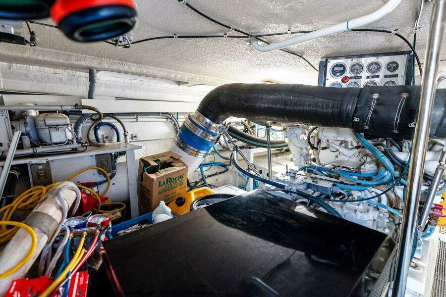 Amp d Up 60ft Hatteras Yacht For Sale