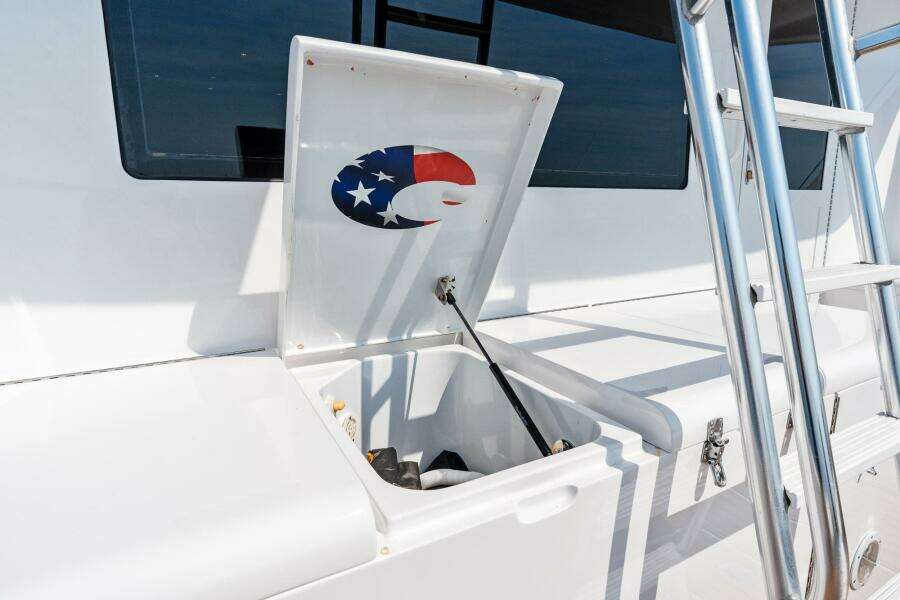 Amp d Up 60ft Hatteras Yacht For Sale
