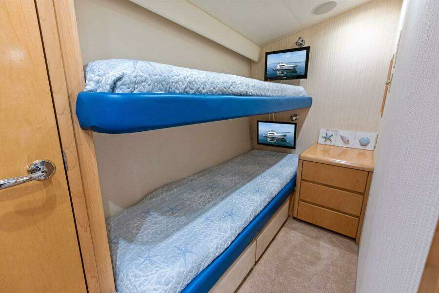 Amp d Up 60ft Hatteras Yacht For Sale
