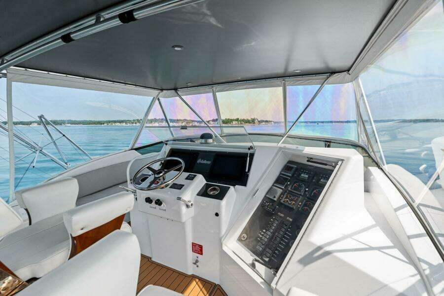 Amp d Up 60ft Hatteras Yacht For Sale