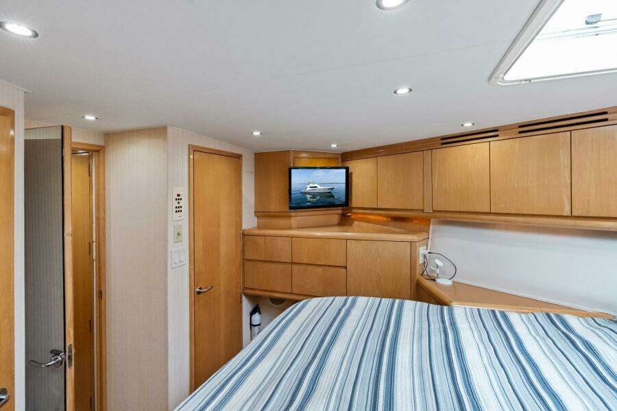Amp d Up 60ft Hatteras Yacht For Sale
