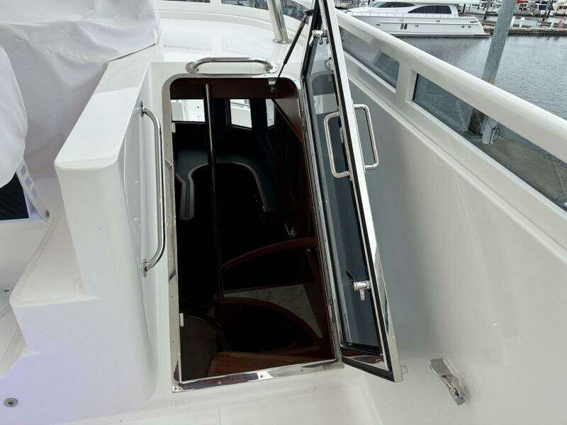 Oasis 55ft Northwest Yacht For Sale