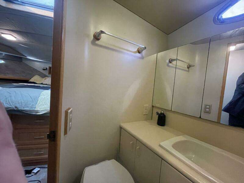 44ft Tollycraft Yacht For Sale