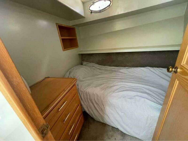 44ft Tollycraft Yacht For Sale