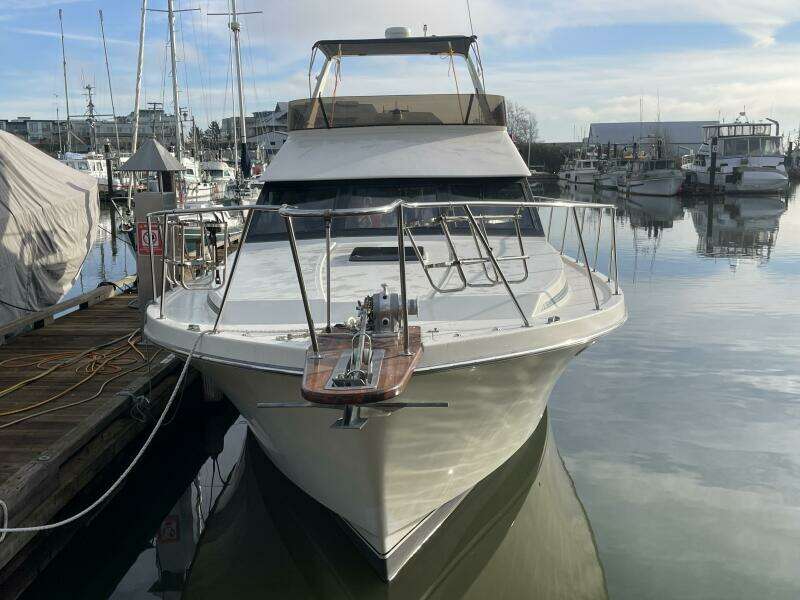 44ft Tollycraft Yacht For Sale