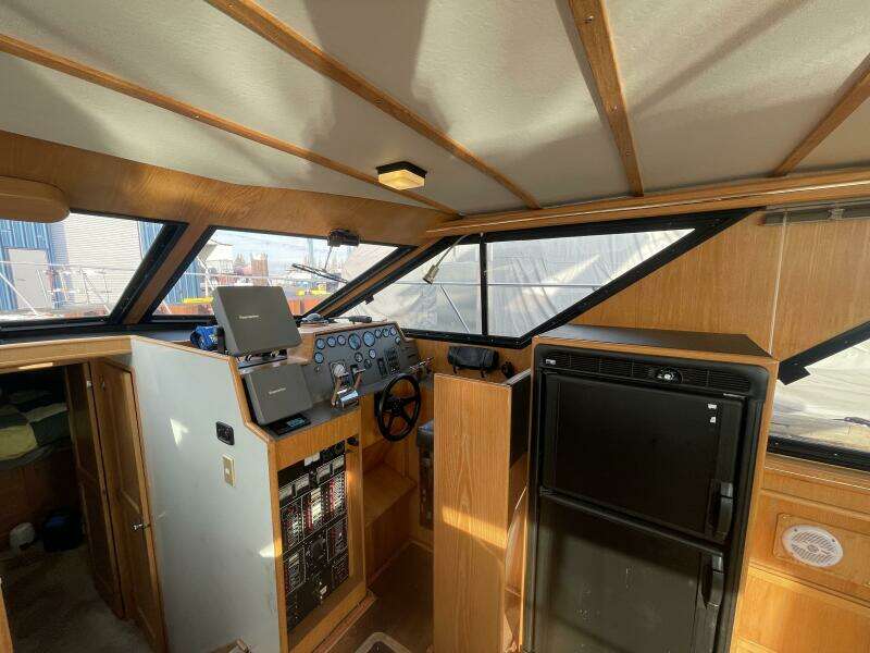 44ft Tollycraft Yacht For Sale