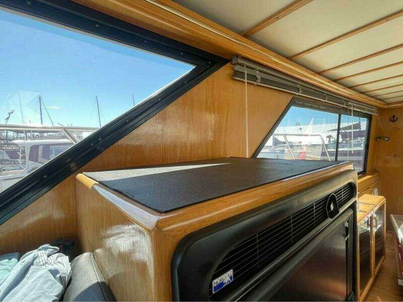 44ft Tollycraft Yacht For Sale