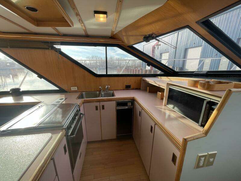 44ft Tollycraft Yacht For Sale