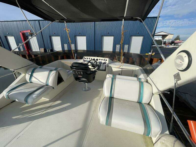 44ft Tollycraft Yacht For Sale