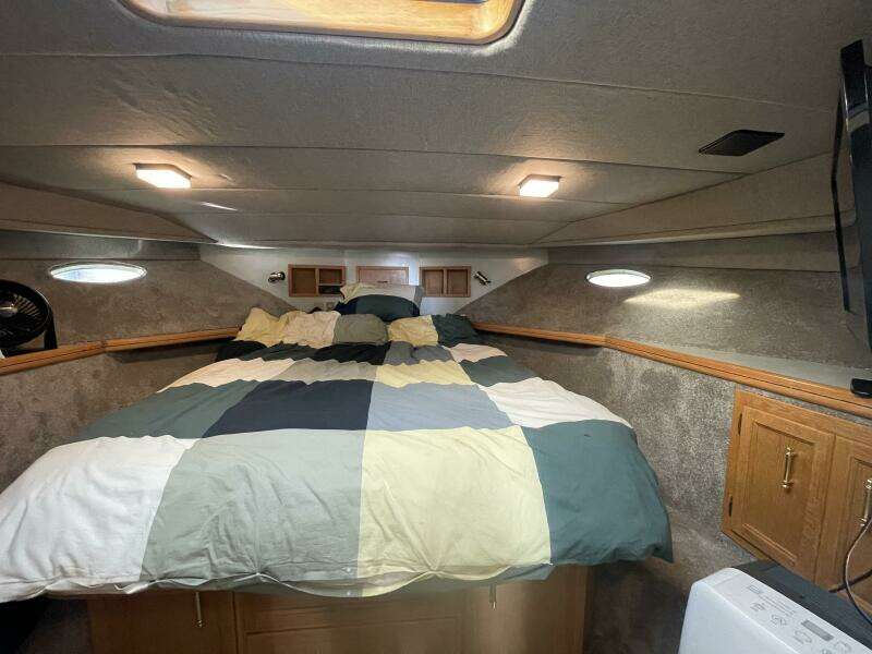 44ft Tollycraft Yacht For Sale