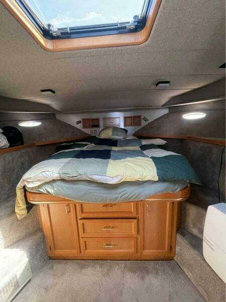 44ft Tollycraft Yacht For Sale