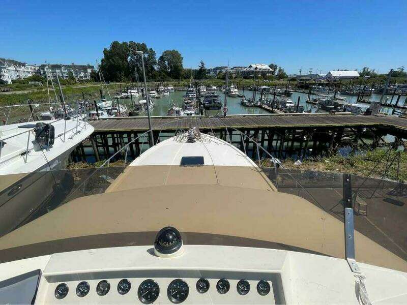 44ft Tollycraft Yacht For Sale