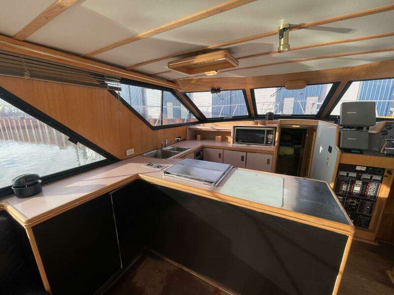 44ft Tollycraft Yacht For Sale