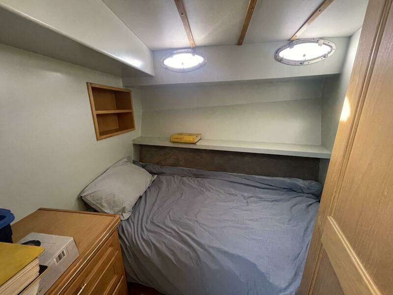 44ft Tollycraft Yacht For Sale