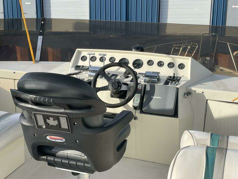 44ft Tollycraft Yacht For Sale