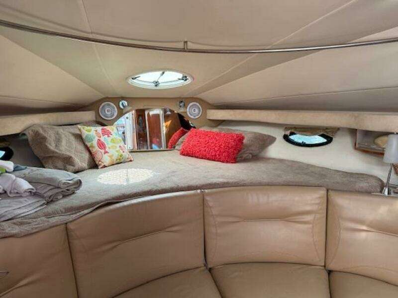 31ft Doral Yacht For Sale