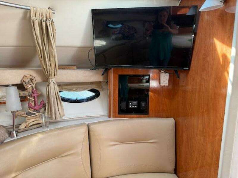 31ft Doral Yacht For Sale