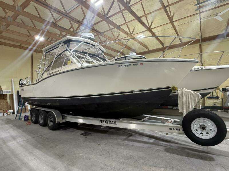 28ft Carolina Classic Yacht For Sale