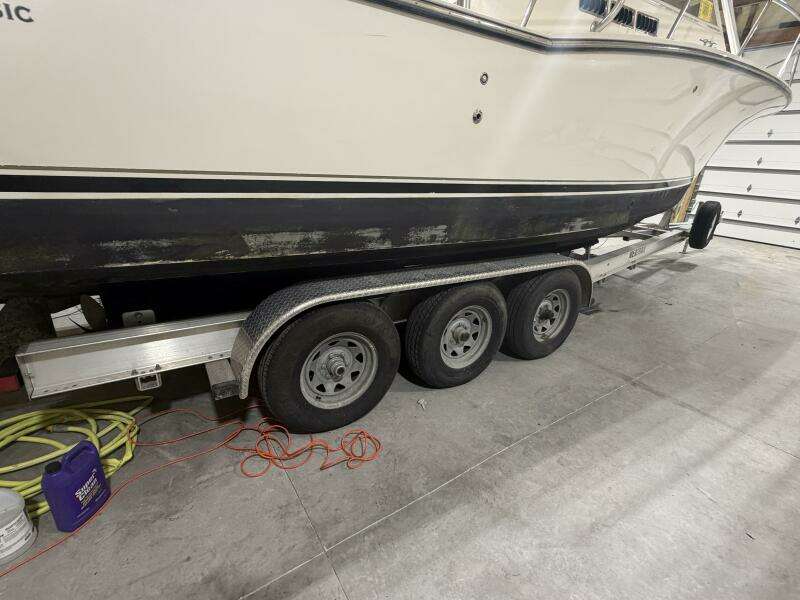 28ft Carolina Classic Yacht For Sale