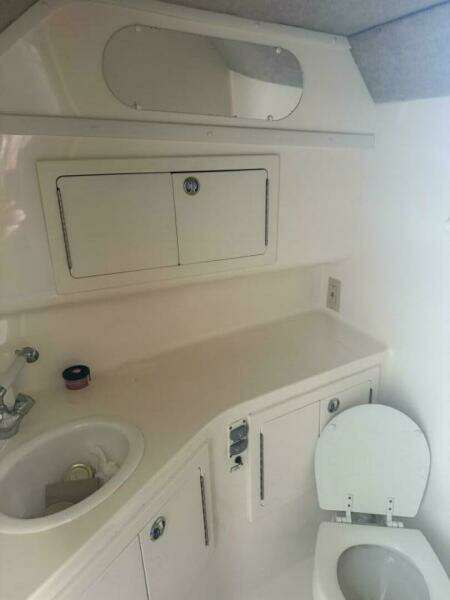 28ft Carolina Classic Yacht For Sale