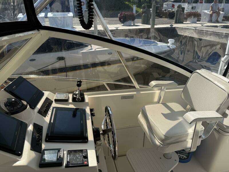 28ft Carolina Classic Yacht For Sale