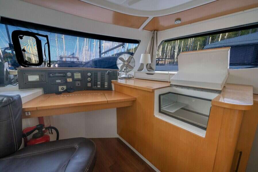 2009-fountaine-pajot-orana-44-sail-9895324-20250804094302962-11.jpg
