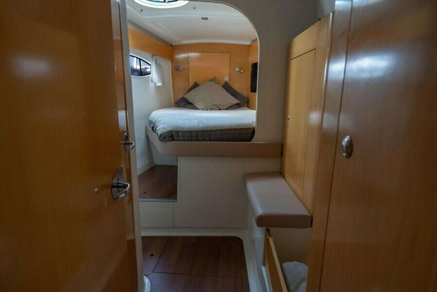 2009-fountaine-pajot-orana-44-sail-9895324-20250804094303034-19.jpg