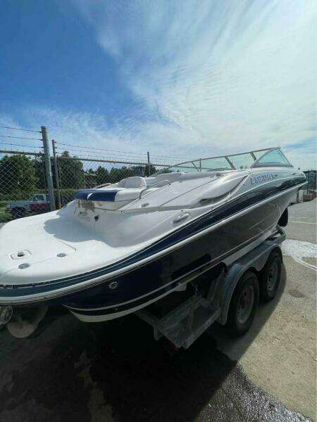 24ft Four Winns Yacht For Sale