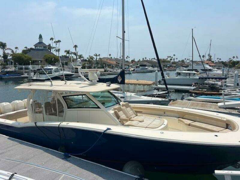 Scout 420LXF 42ft Scout Yacht For Sale
