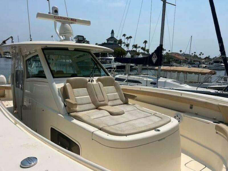 Scout 420LXF 42ft Scout Yacht For Sale