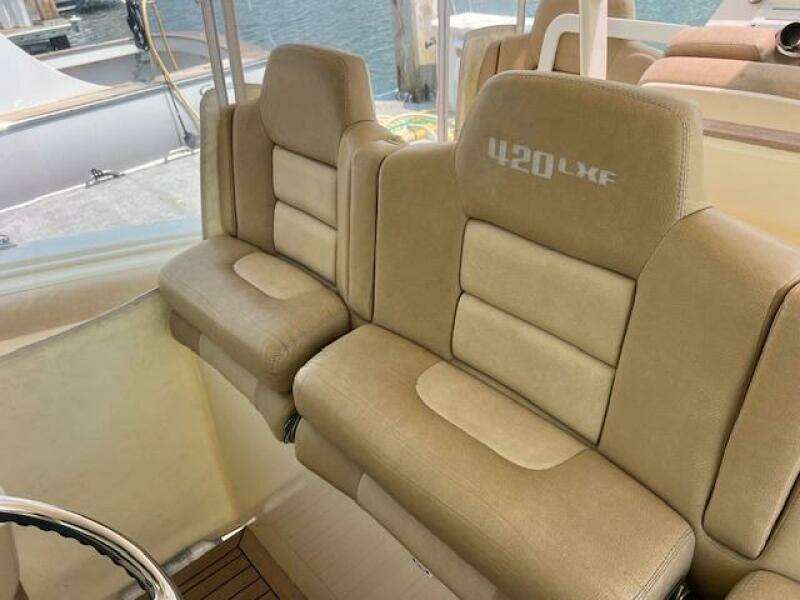 Scout 420LXF 42ft Scout Yacht For Sale