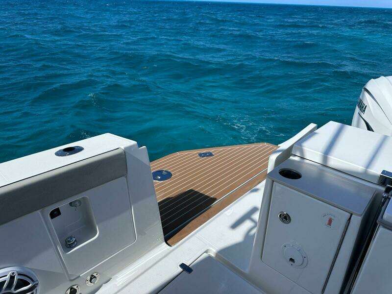 44ft Pursuit Yacht For Sale