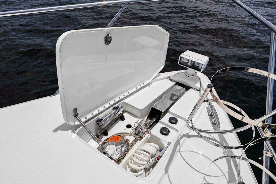 Pura Vida 40ft Formula Yacht For Sale