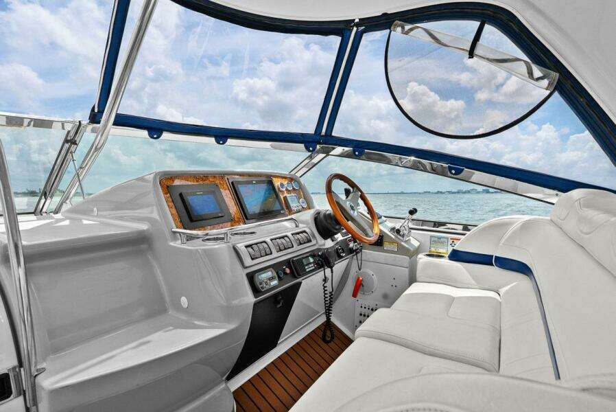 Pura Vida 40ft Formula Yacht For Sale