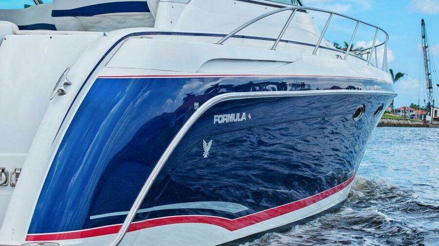 Pura Vida 40ft Formula Yacht For Sale