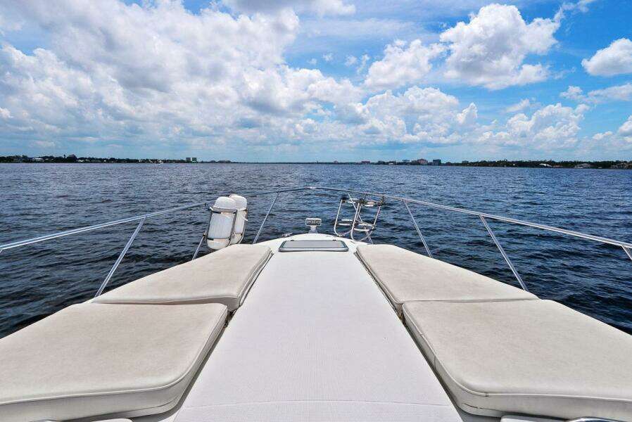 Pura Vida 40ft Formula Yacht For Sale