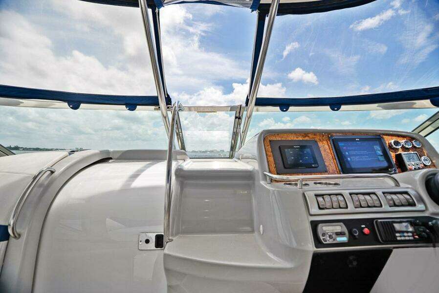 Pura Vida 40ft Formula Yacht For Sale