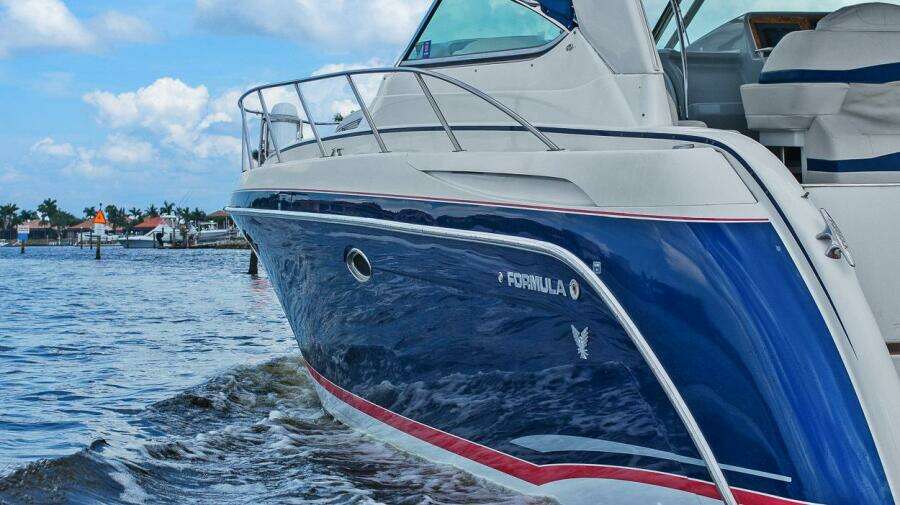 Pura Vida 40ft Formula Yacht For Sale