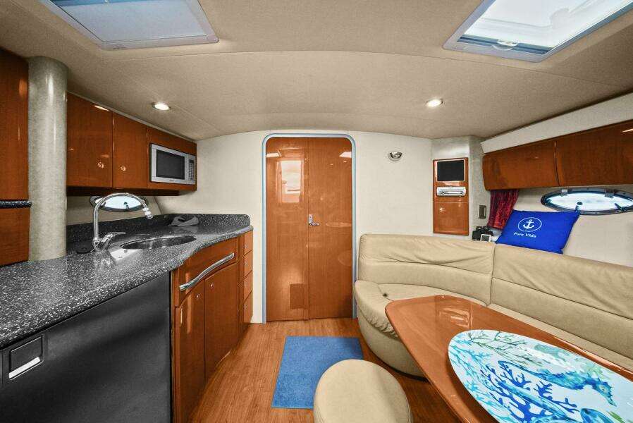 Pura Vida 40ft Formula Yacht For Sale
