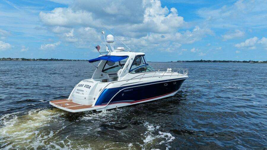Pura Vida 40ft Formula Yacht For Sale