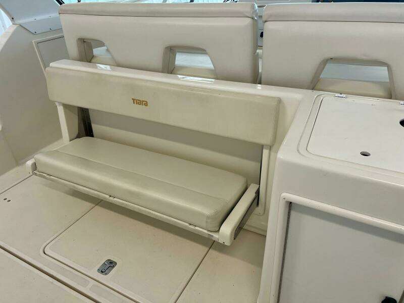 35ft Tiara Yachts Yacht For Sale