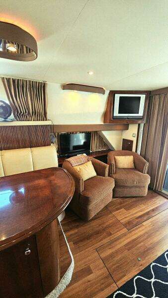 42ft Carver Yacht For Sale