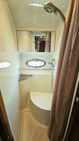 42ft Carver Yacht For Sale