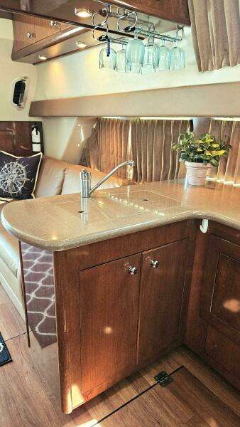 42ft Carver Yacht For Sale