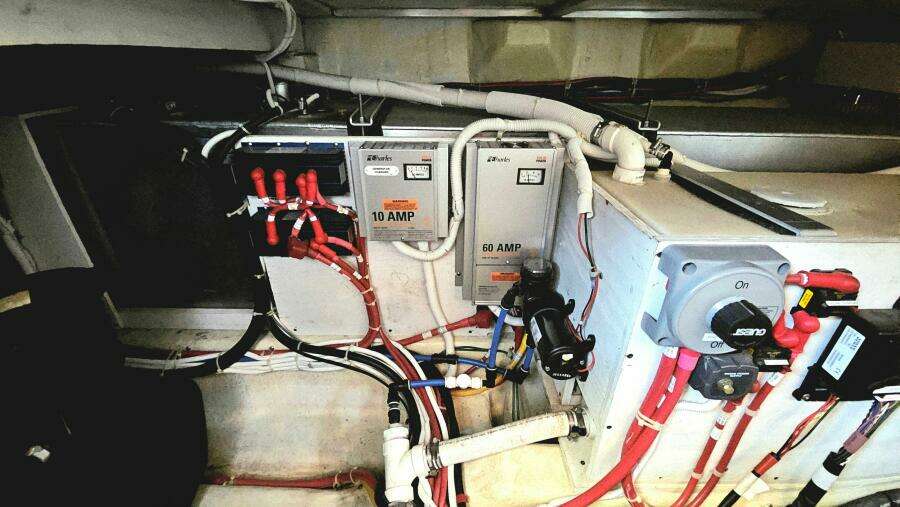 42ft Carver Yacht For Sale