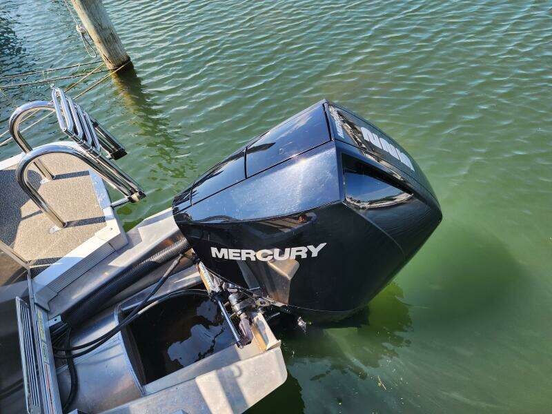 25ft Avalon Yacht For Sale