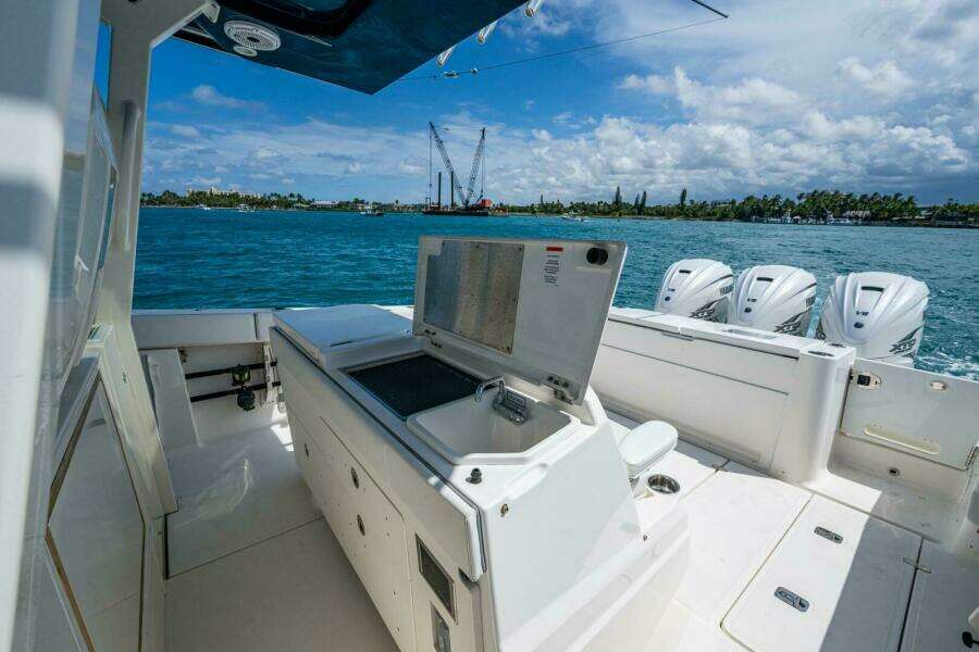 OUR TRADE 37ft Pursuit Yacht For Sale