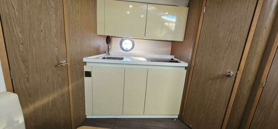 Mambo Italiano 38ft Beneteau Yacht For Sale