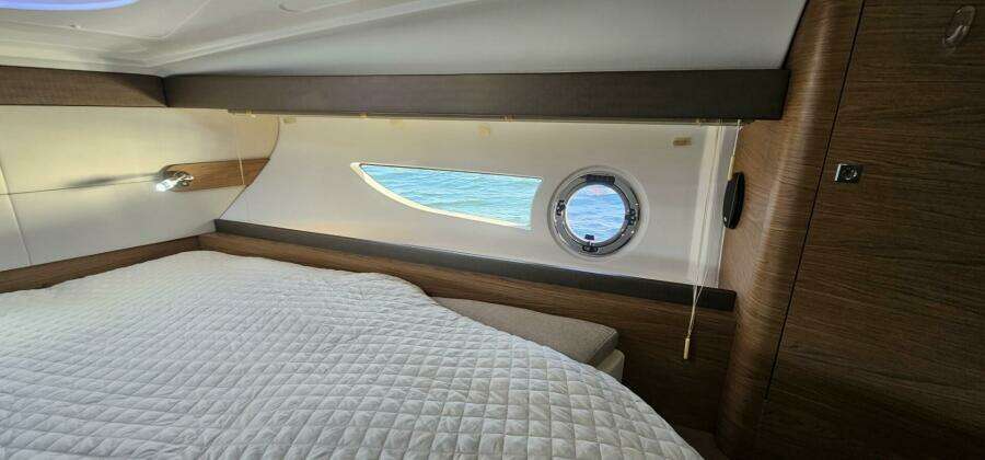 Mambo Italiano 38ft Beneteau Yacht For Sale
